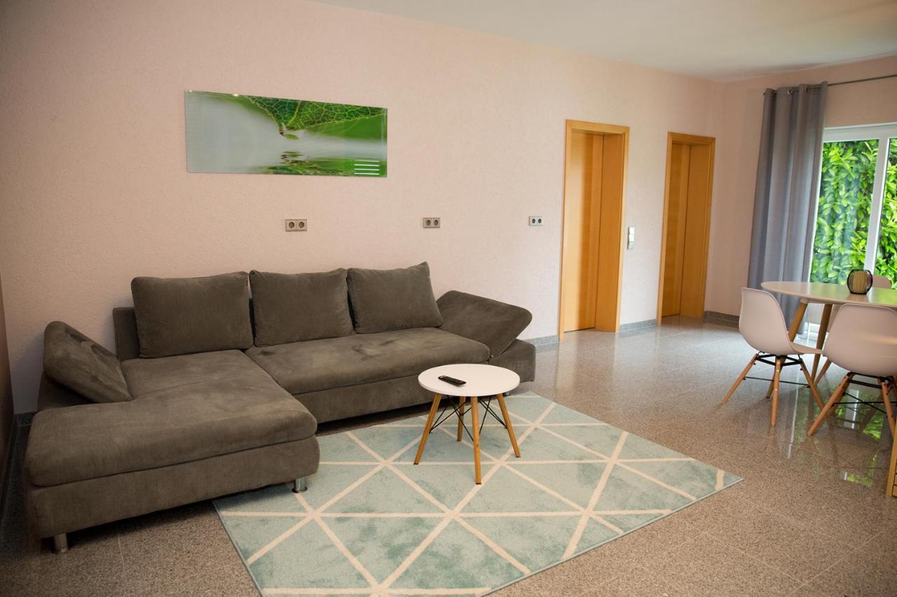 1 Apartment
